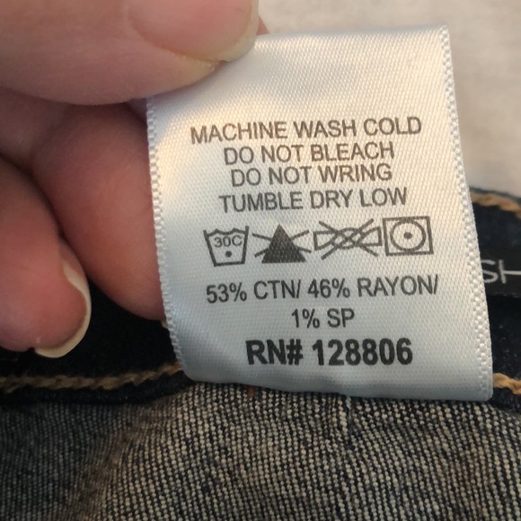 FASHION NOVA distressed jeans size 27 - Picture 10 of 10